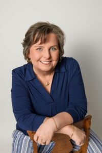 Amy-Dowd-Seated-Chair-Smile